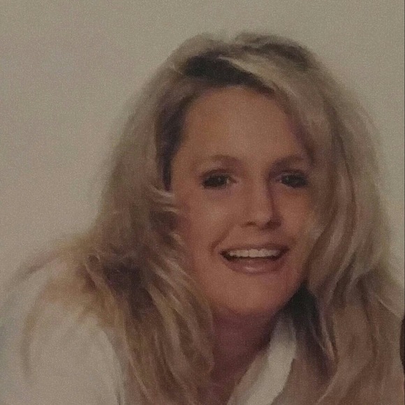 Meet your Posher, Staci - Picture 1 of 1